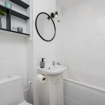 Appartement Spacious With Park View Varsovie