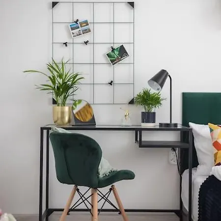 Studio - Park View - Center Apartment *