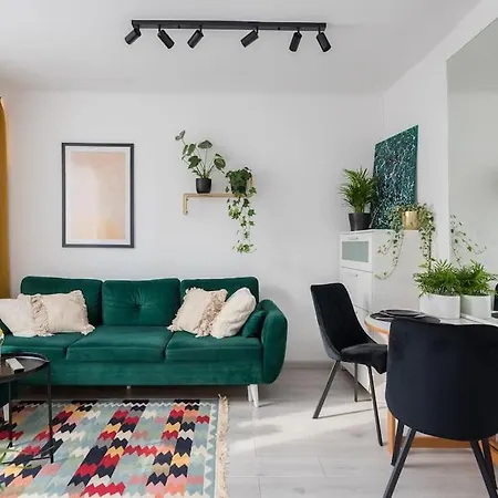 Spacious With Park View Apartamento *