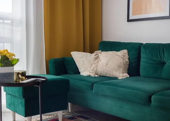 Appartement Spacious With Park View