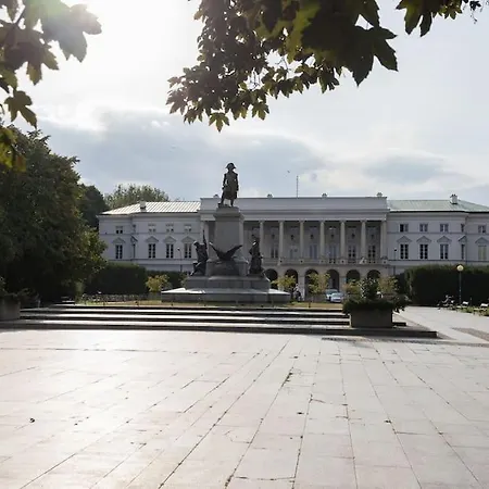 Apartment Spacious With Park View Warschau