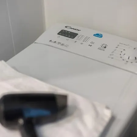 Spacious With Park View